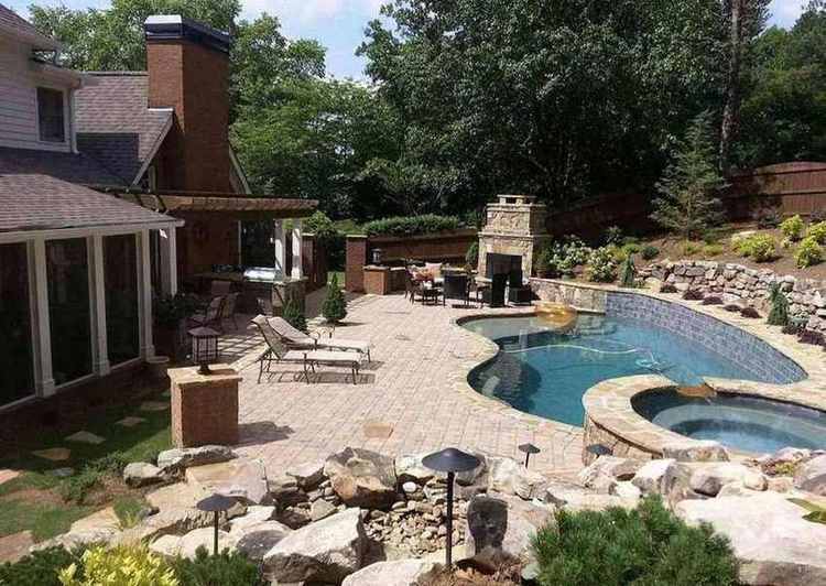 Custom pool and outdoor living space built by New Life Outdoors