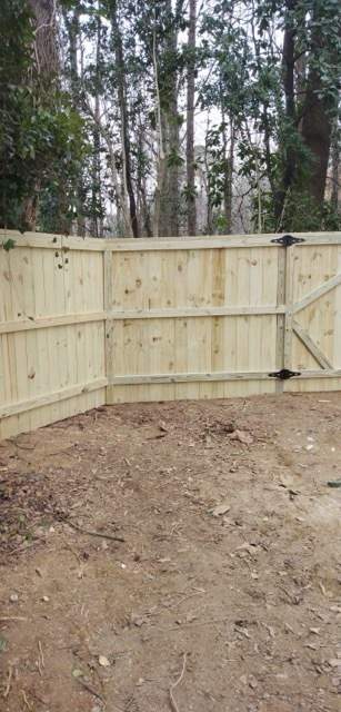 Custom paver walkway and fencing Georgia